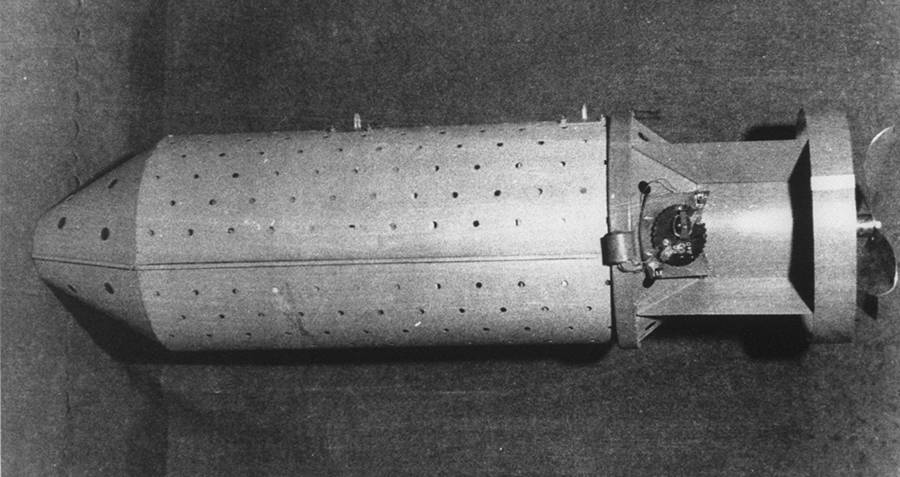 The Bat Bomb||This weird weapon contained bats carrying Incendiary bombs. The Bats were to be kept in the metal casing and released over Japanese cities